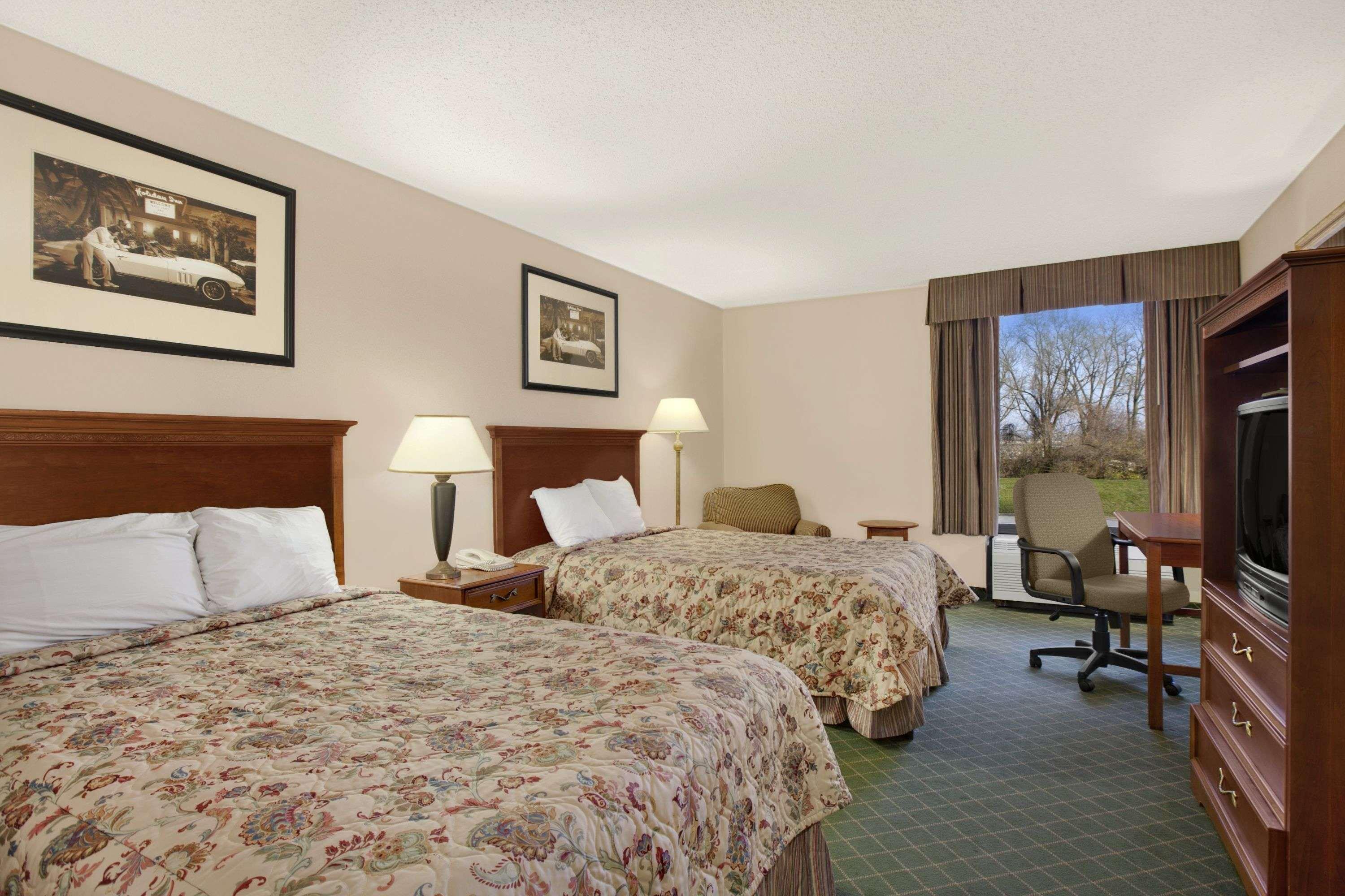 Hotel Days By Wyndham Airport