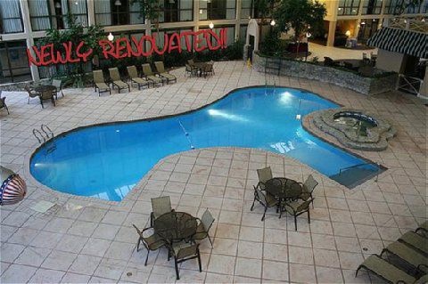 Days By Wyndham Airport 3* Columbus